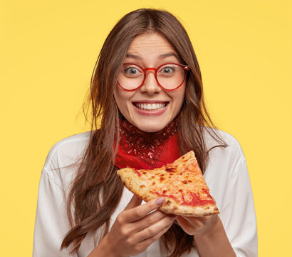 Are Pizza, Burger & French Fries Eaten with Braces?